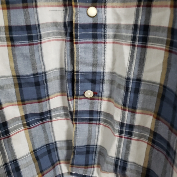 Wrangler Plaid Button Down Shirt - Picture 6 of 6